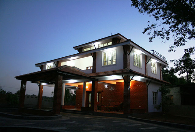 West Bungalow Room